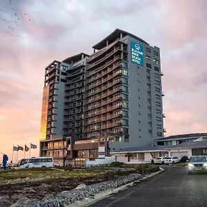 Hotel Blaauwberg, Bloubergstrand